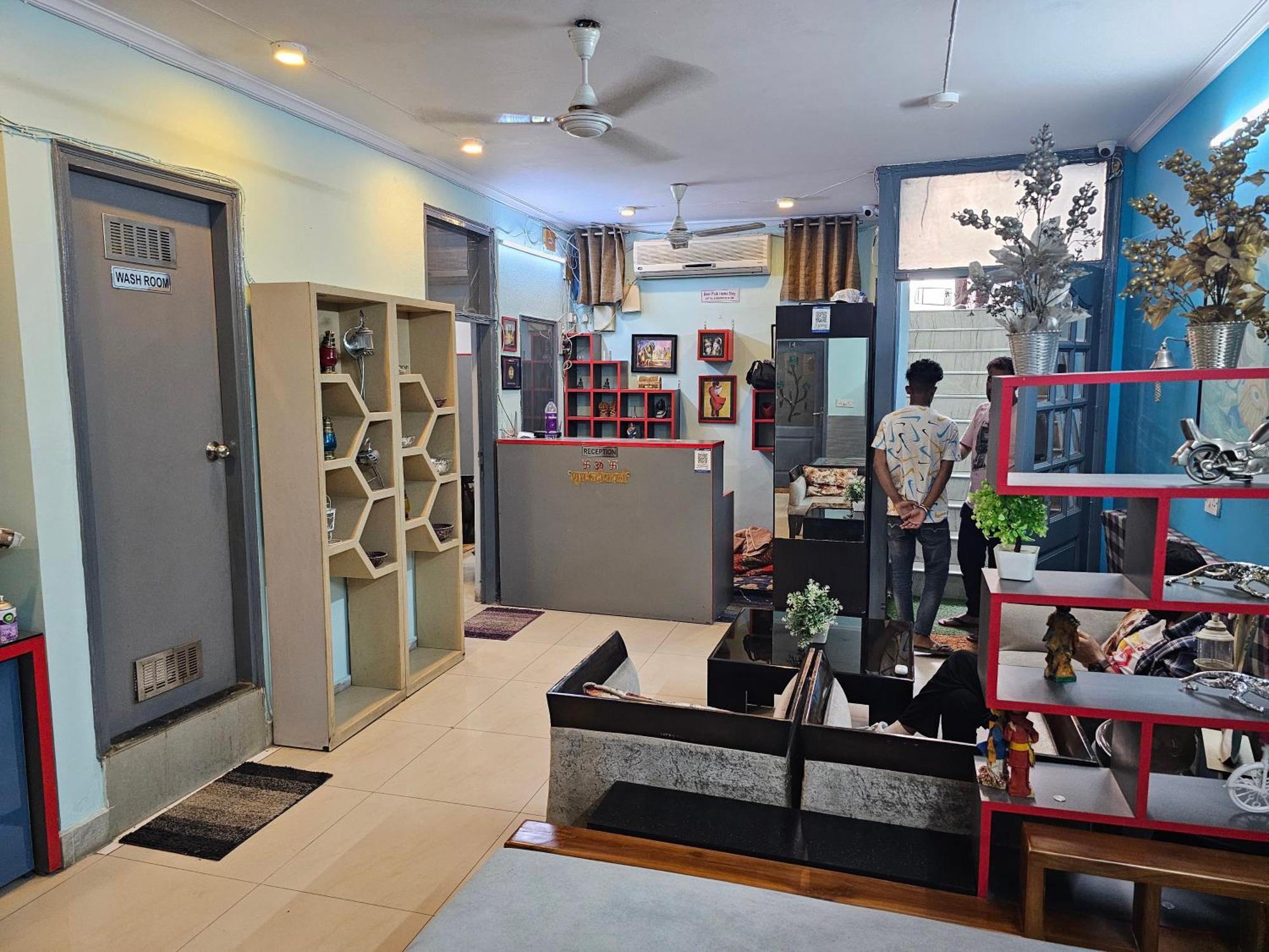 Deer Park Home Stay Nueva Delhi Exterior foto